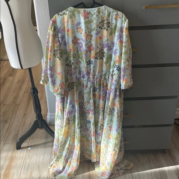 Parker Pastel Floral High Low Dress - Picture 5 of 12